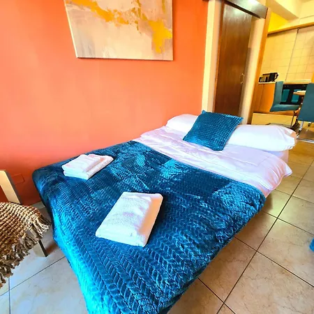 Finikoudes Fabulous 公寓 拉纳卡