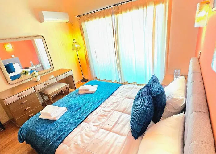 Apartmán Finikoudes Fabulous Larnaca